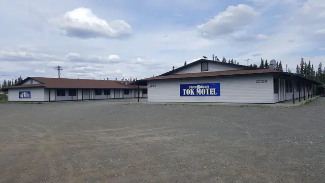 Tok Motels EXTERIOR