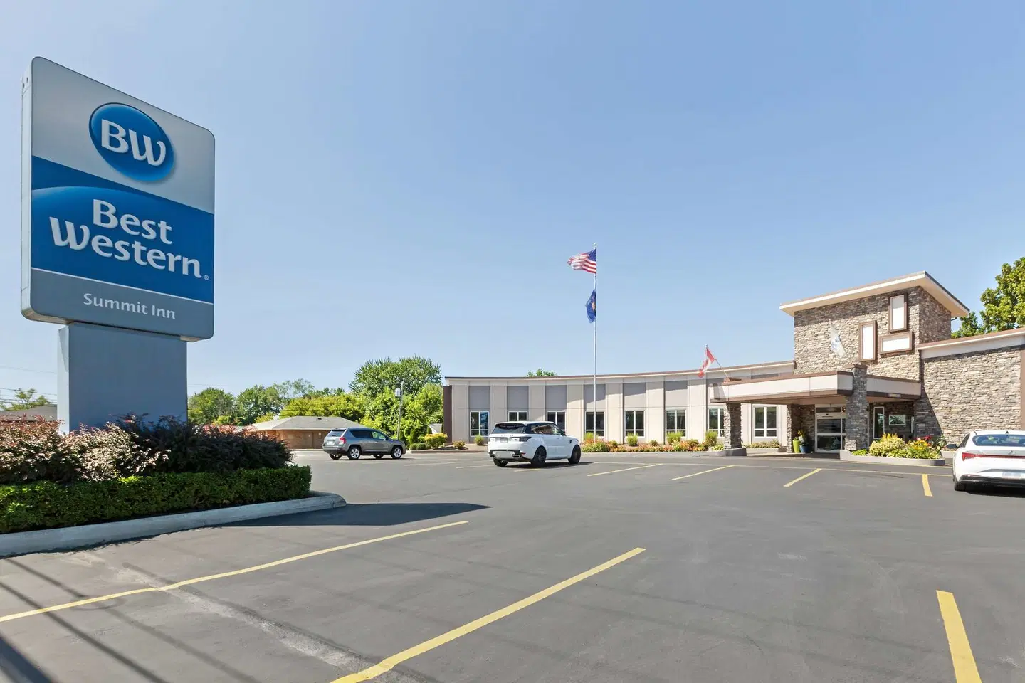 Best Western Summit Inn EXTERIOR