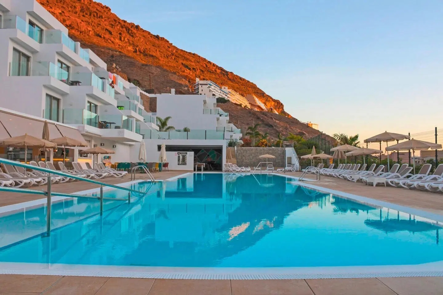 Apartamantos Cordial Magec Taurito OUTDOOR_POOL