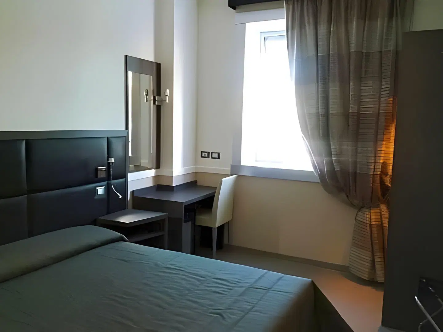 Hotel Artis ROOM_EXAMPLE