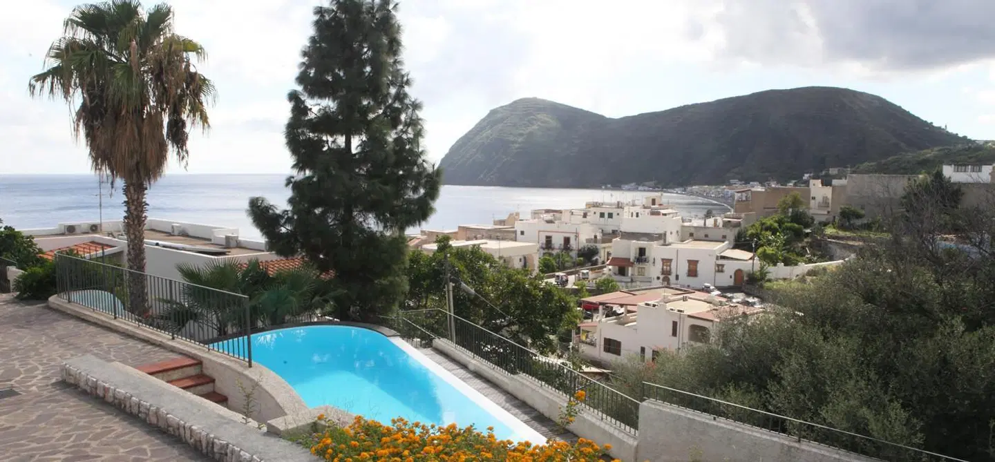 Hotel Residence La Villetta OUTDOOR_POOL