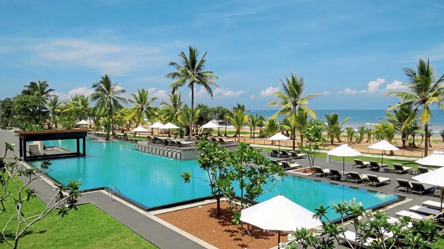 Pullmann Bentota Resort & Spa OUTDOOR_POOL