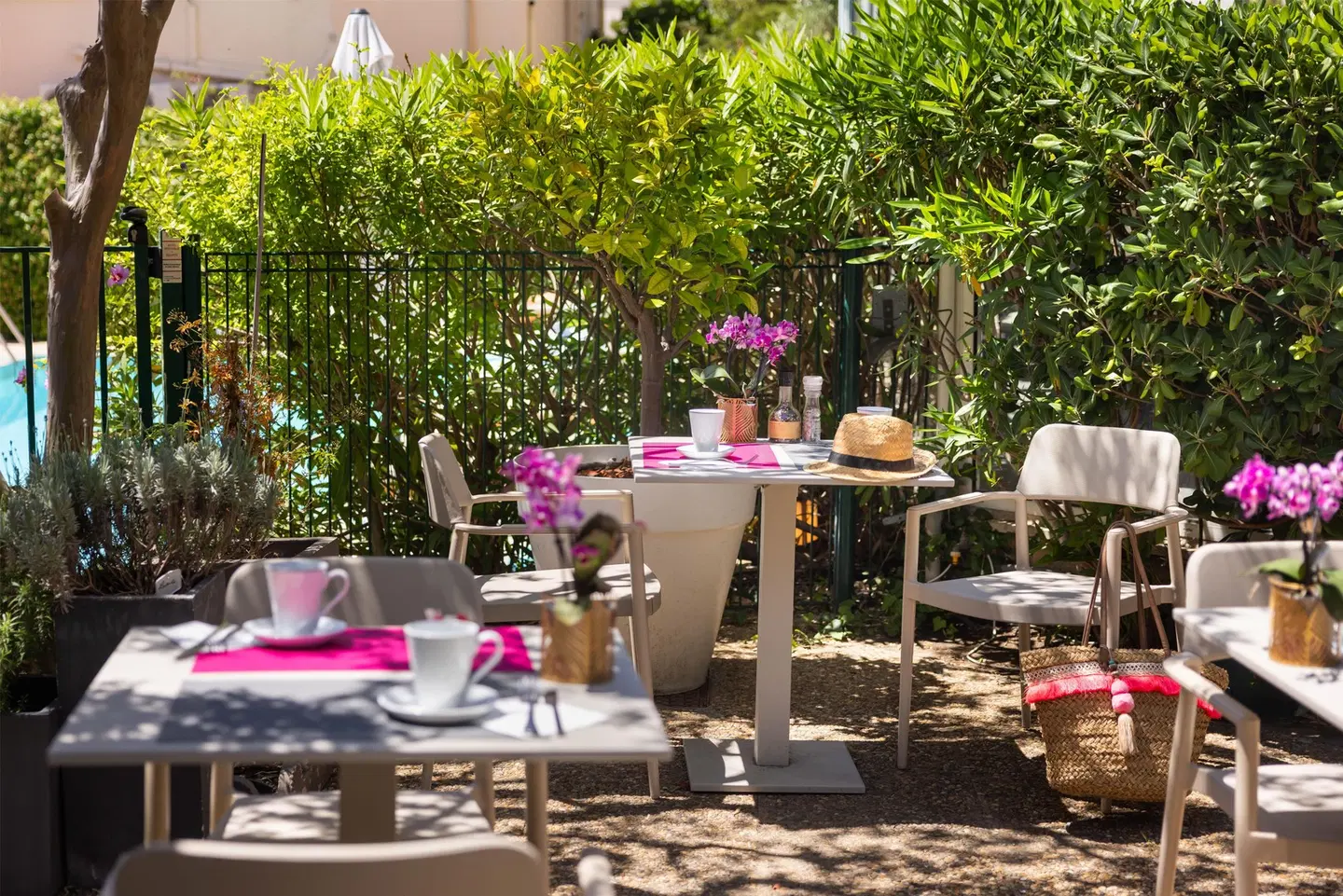 The Originals Boutique, Hotel des Orangers Terrasse