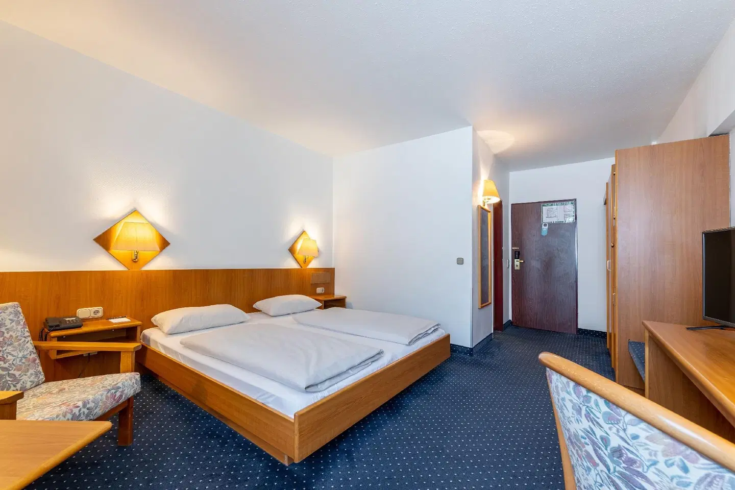 Frankfurt Airport Hotel Rüsselsheim by Trip Inn ROOM_EXAMPLE