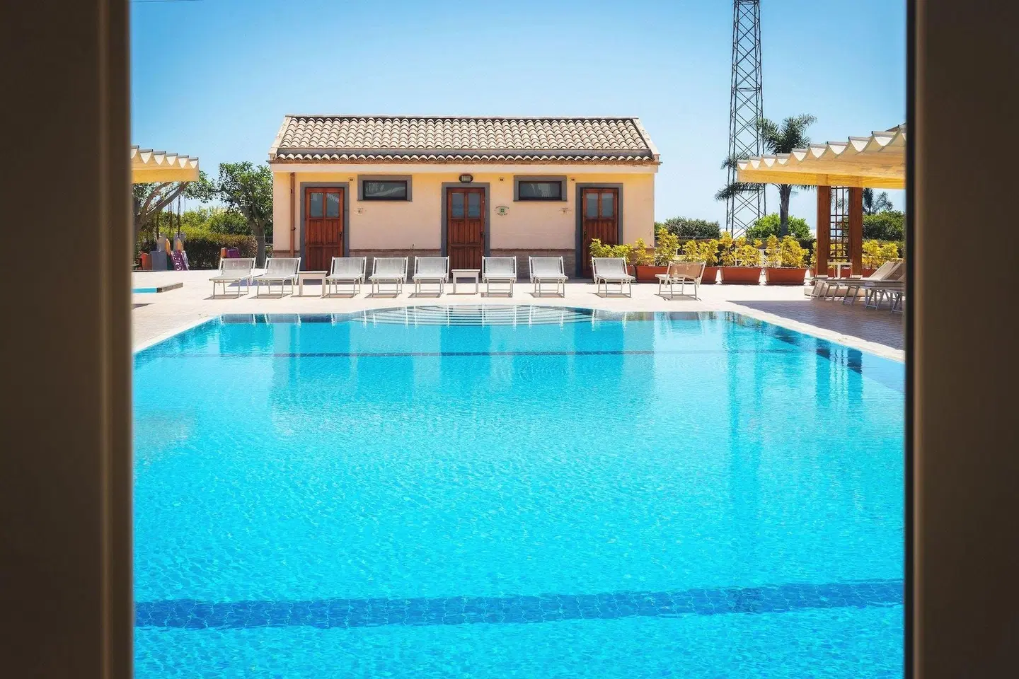 La Terra Dei Sogni OUTDOOR_POOL