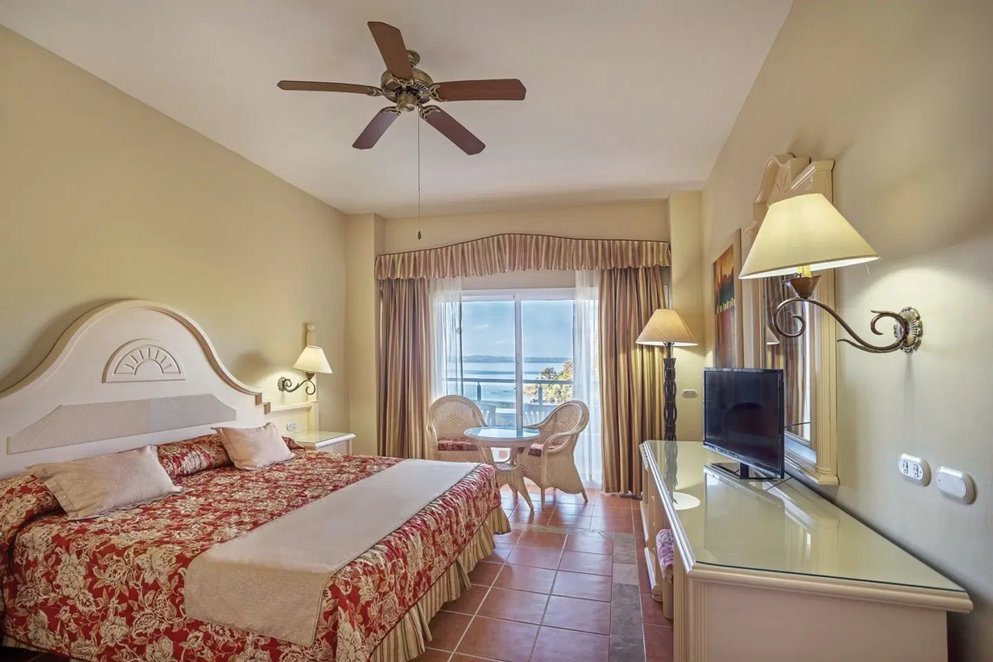 Eurostars Grand Cayacoa ROOM_EXAMPLE