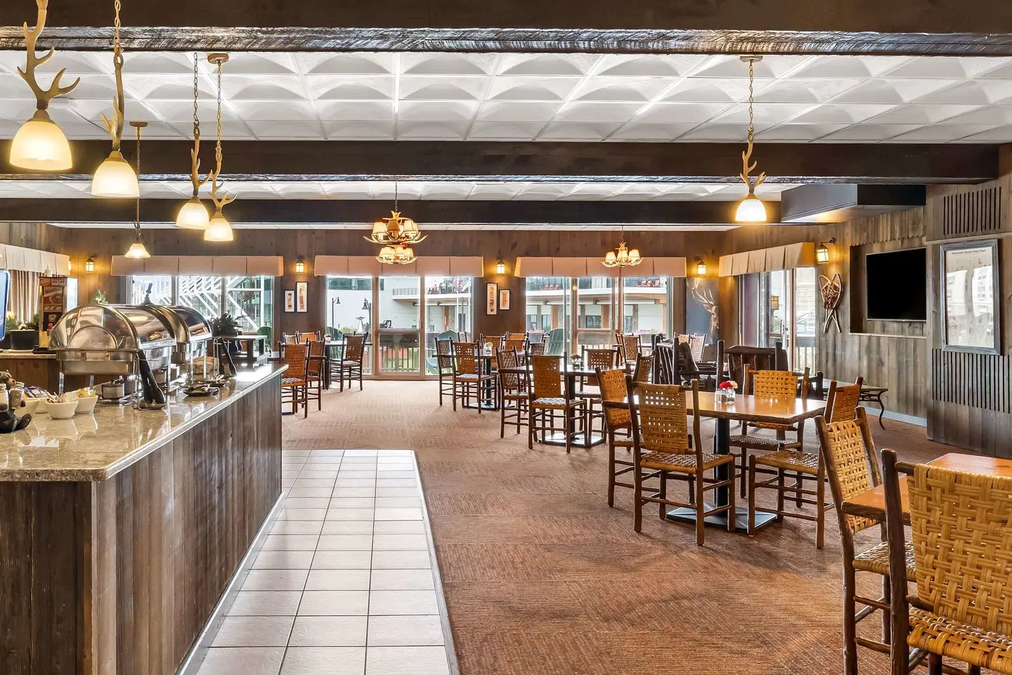 Best Western Adirondack Inn Restaurant