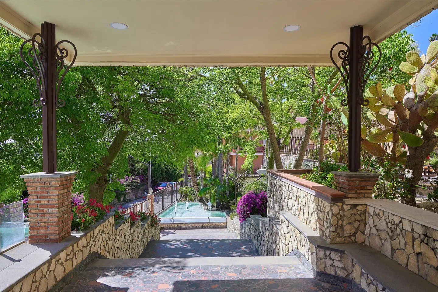 Quiete Taormina Naxos, Tapestry Collection by Hilton Garten