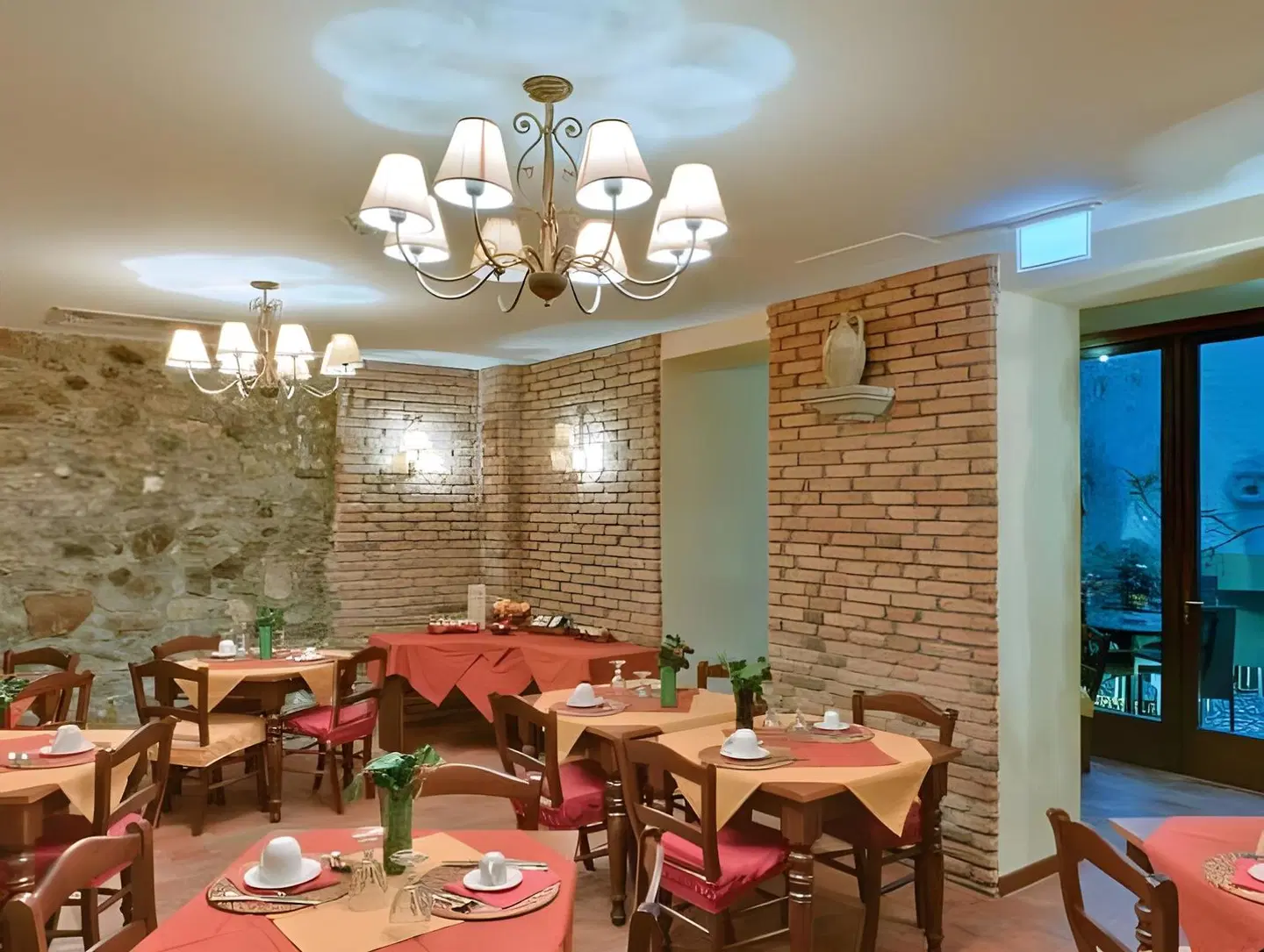 La Plumeria Restaurant
