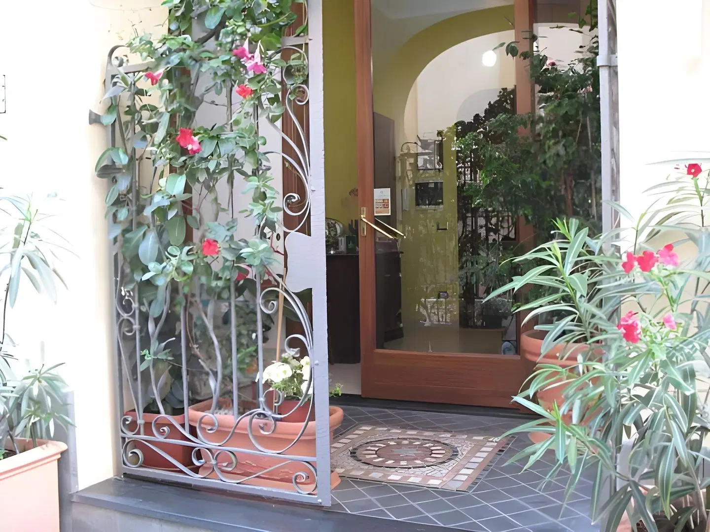 Mamamia Guesthouse HEALTH_BEAUTY