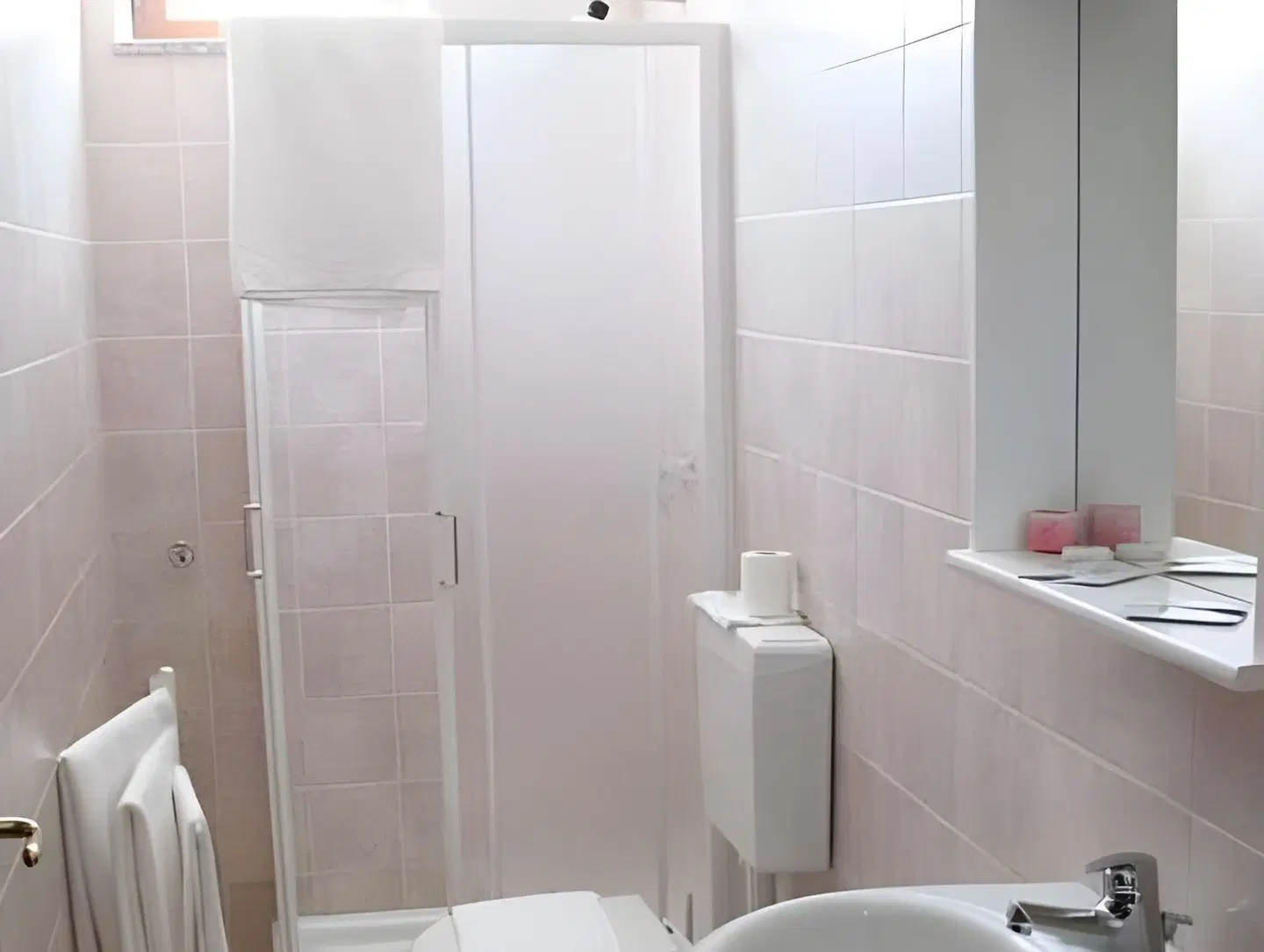 Mamamia Guesthouse Badezimmer