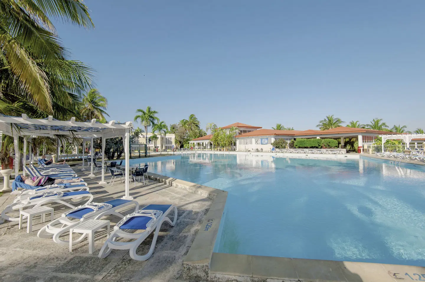 Los Cactus OUTDOOR_POOL