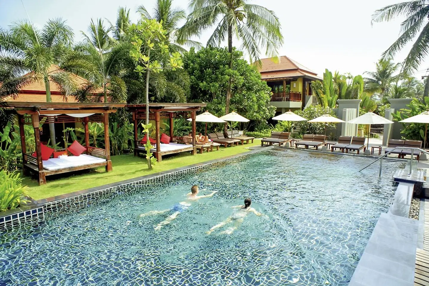 Chongfah Beach Resort Khao Lak OUTDOOR_POOL
