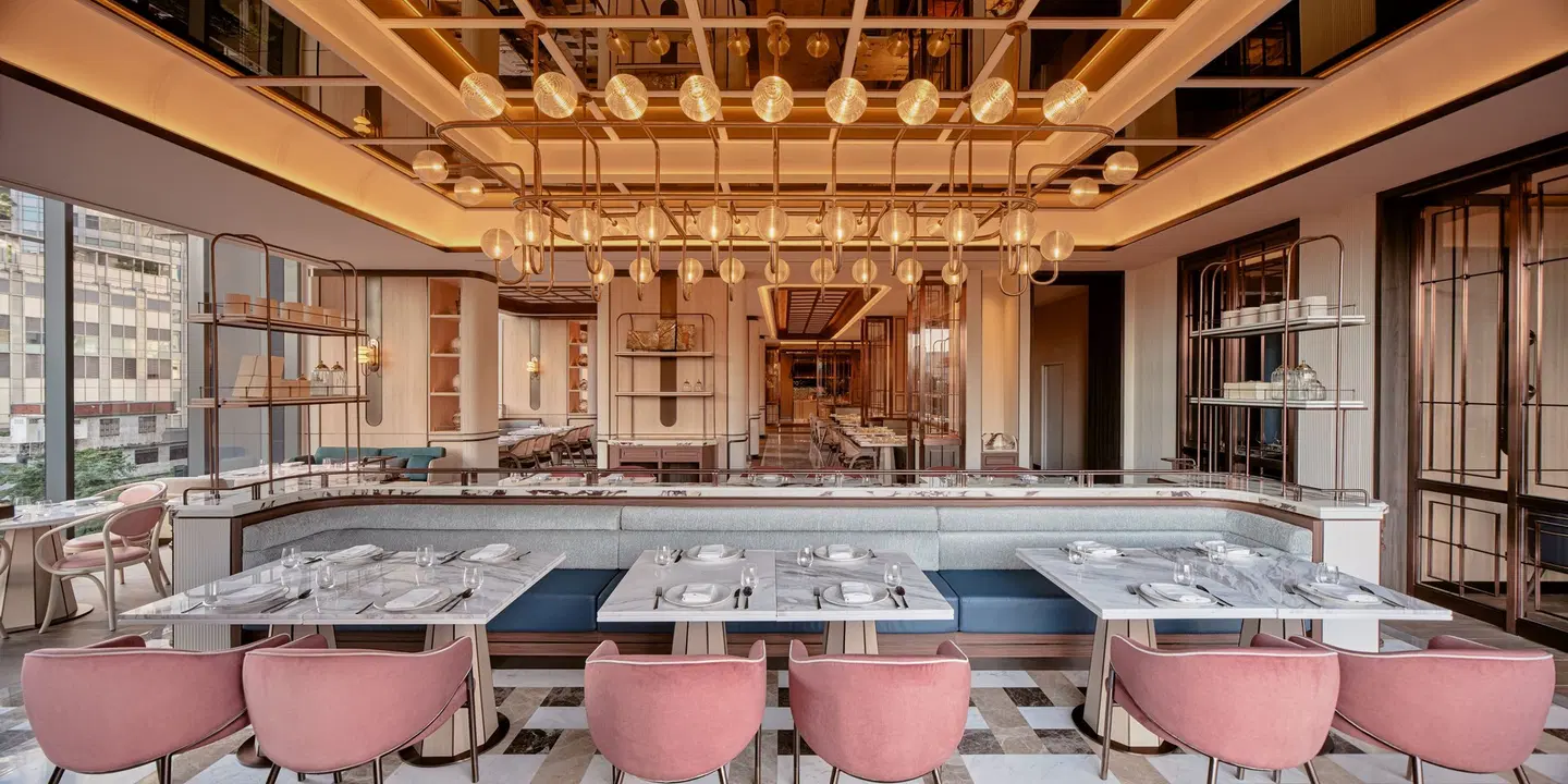 InterContinental Bangkok Sukhumvit by IHG Bar
