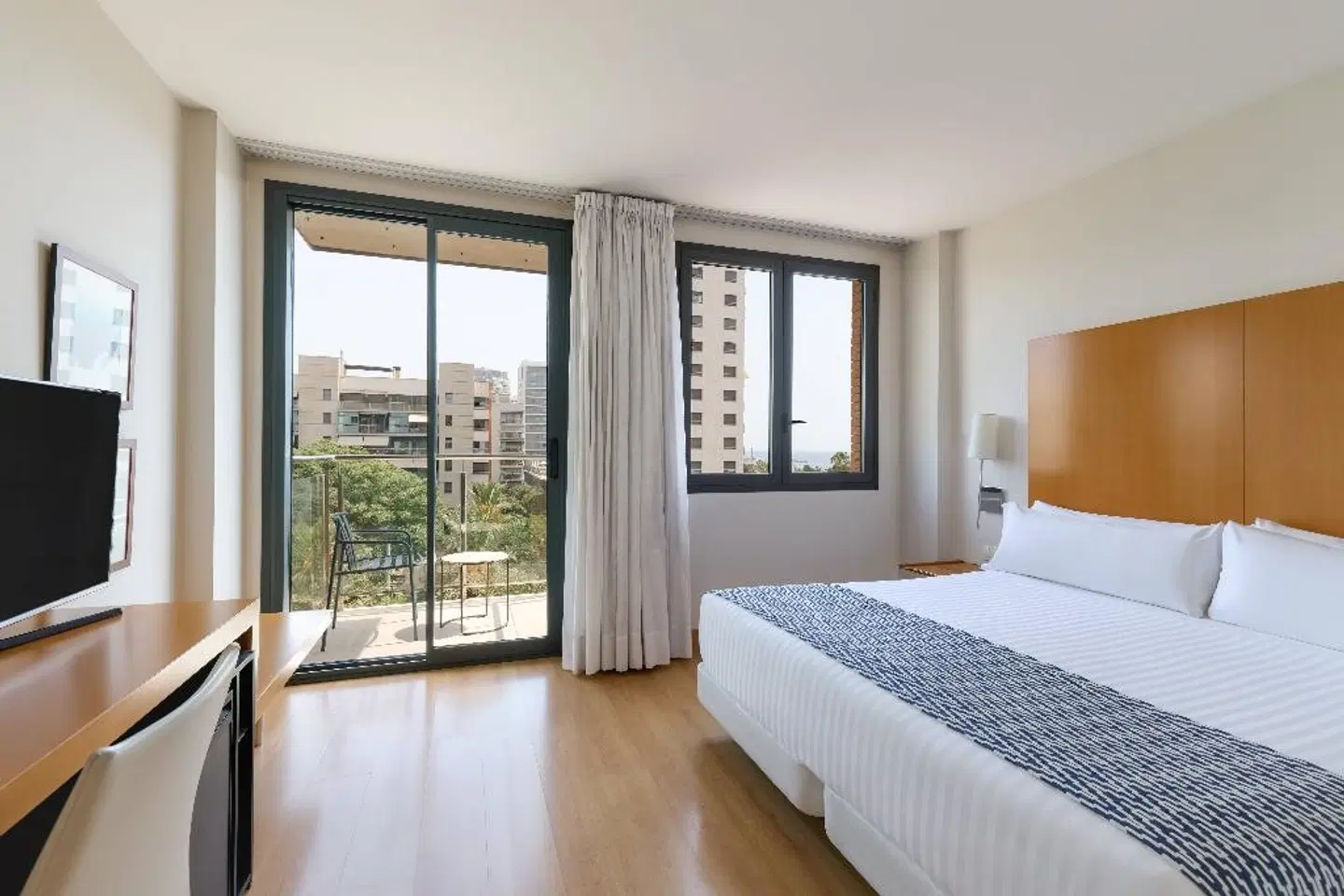 Hotel Catalonia Barcelona Beach ROOM_EXAMPLE