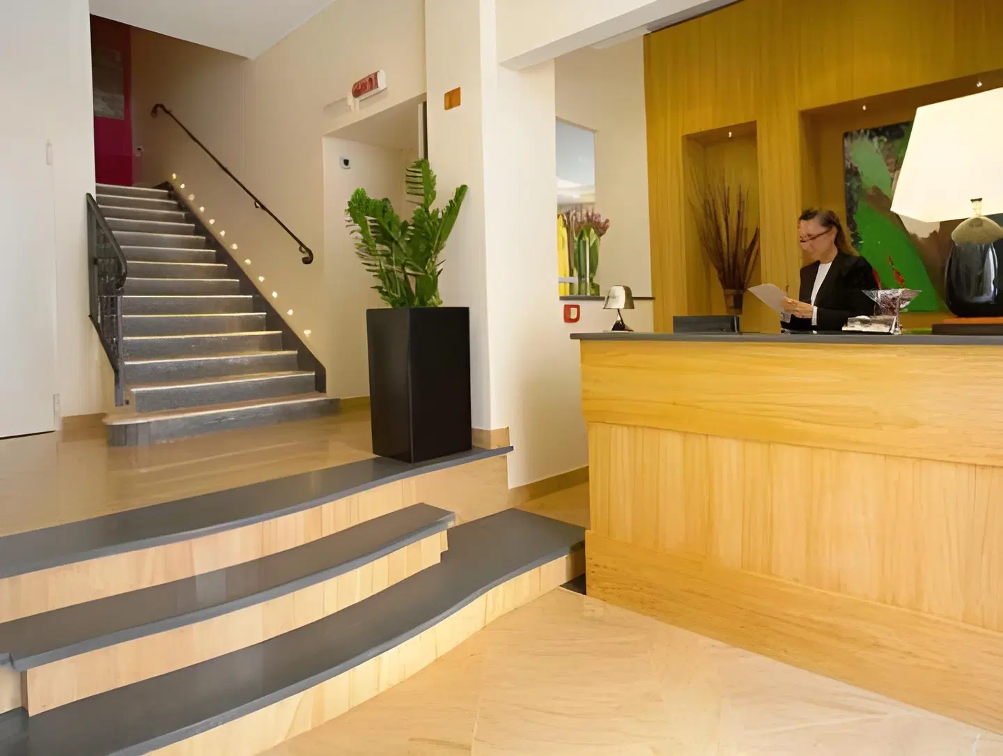 Messenion LOUNGE_LOBBY