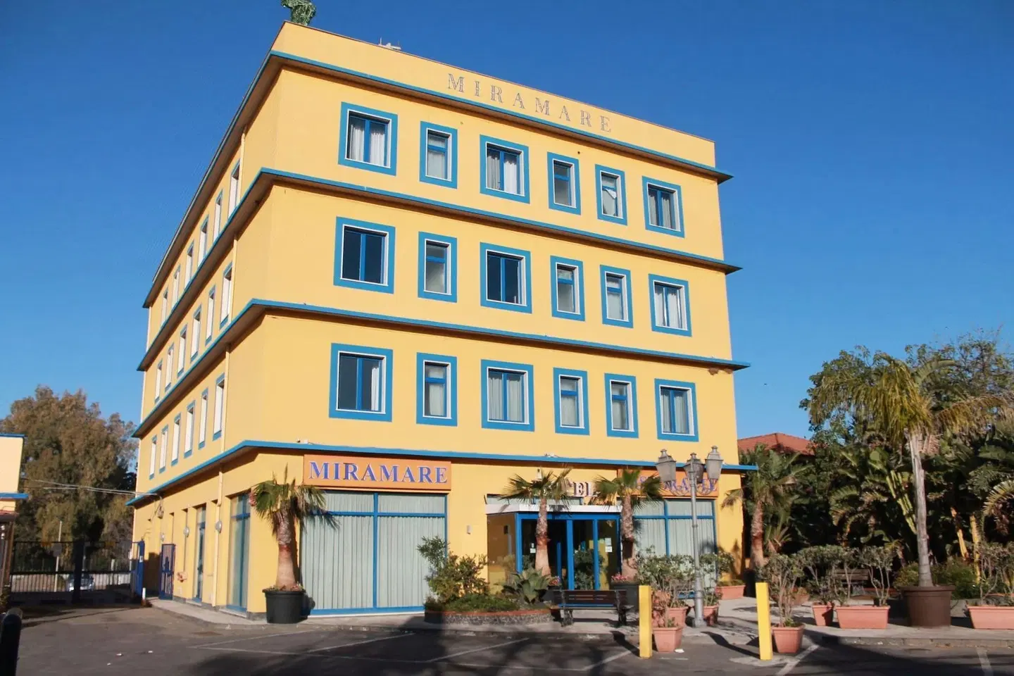 Miramare Hotel EXTERIOR
