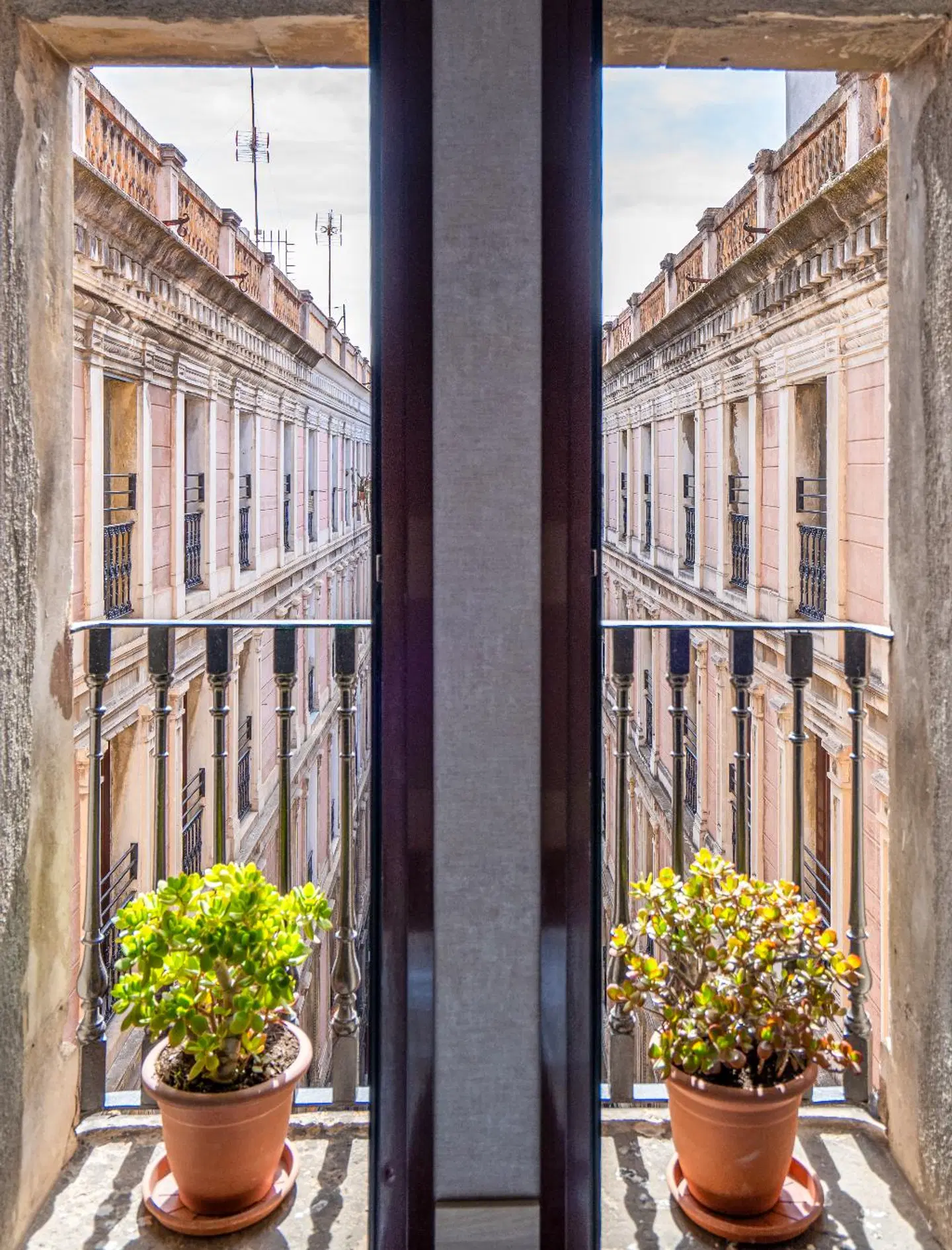 Hotel Rialto by Gargallo EXTERIOR