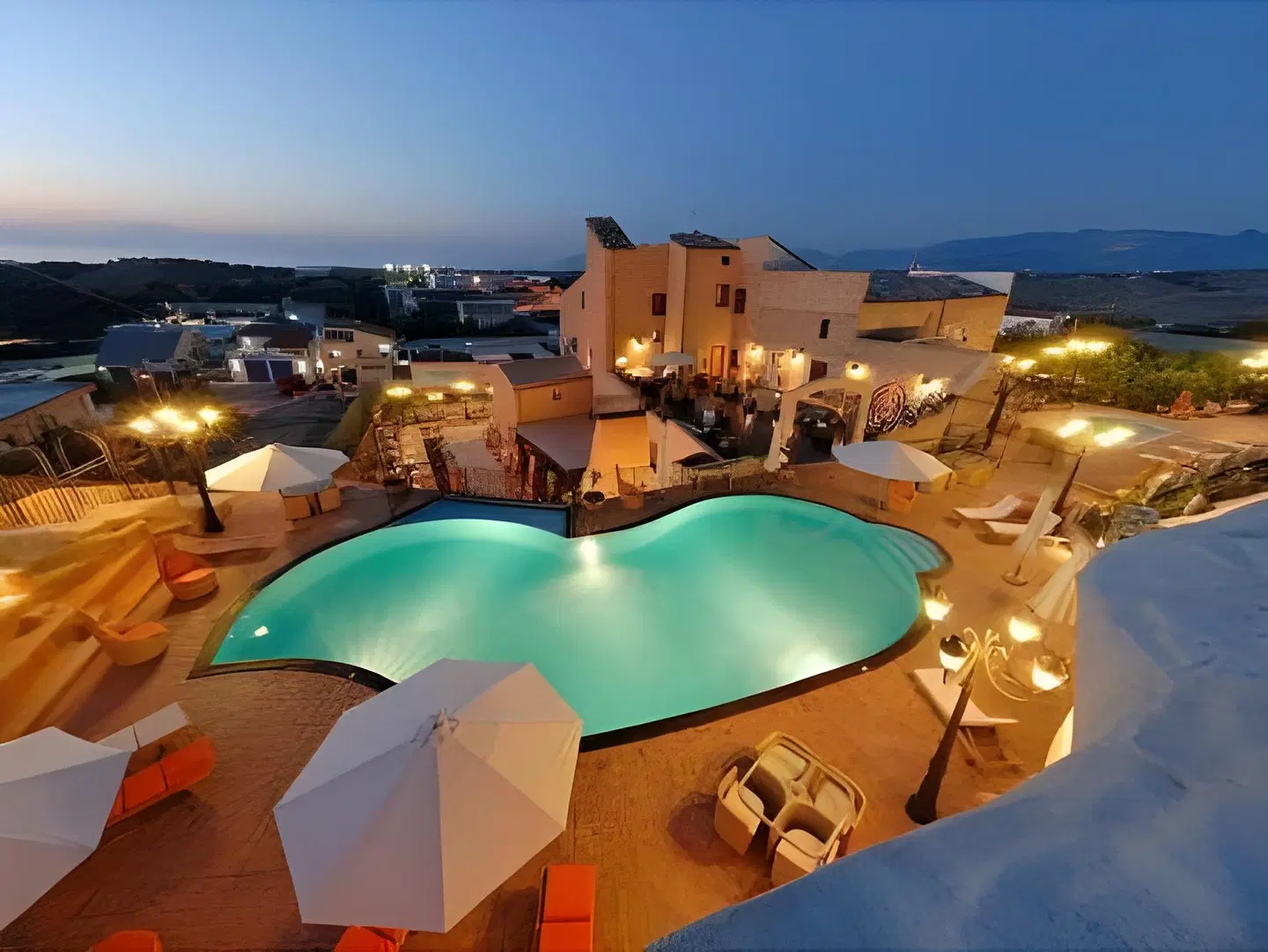 Grand Hotel La Batia OUTDOOR_POOL