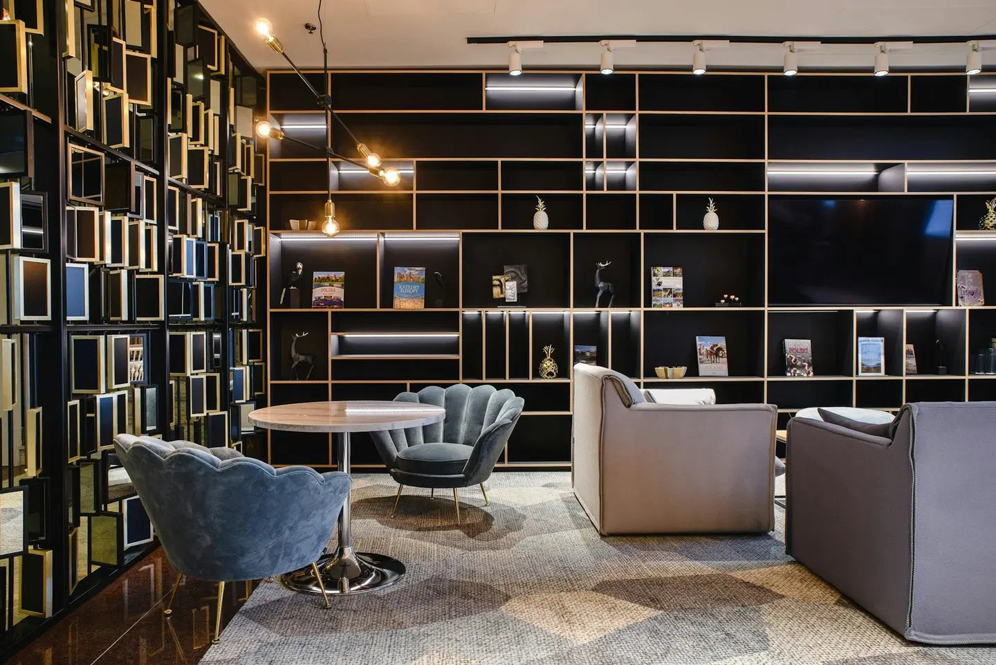 Courtyard by Marriott Warsaw Airport LOUNGE_LOBBY