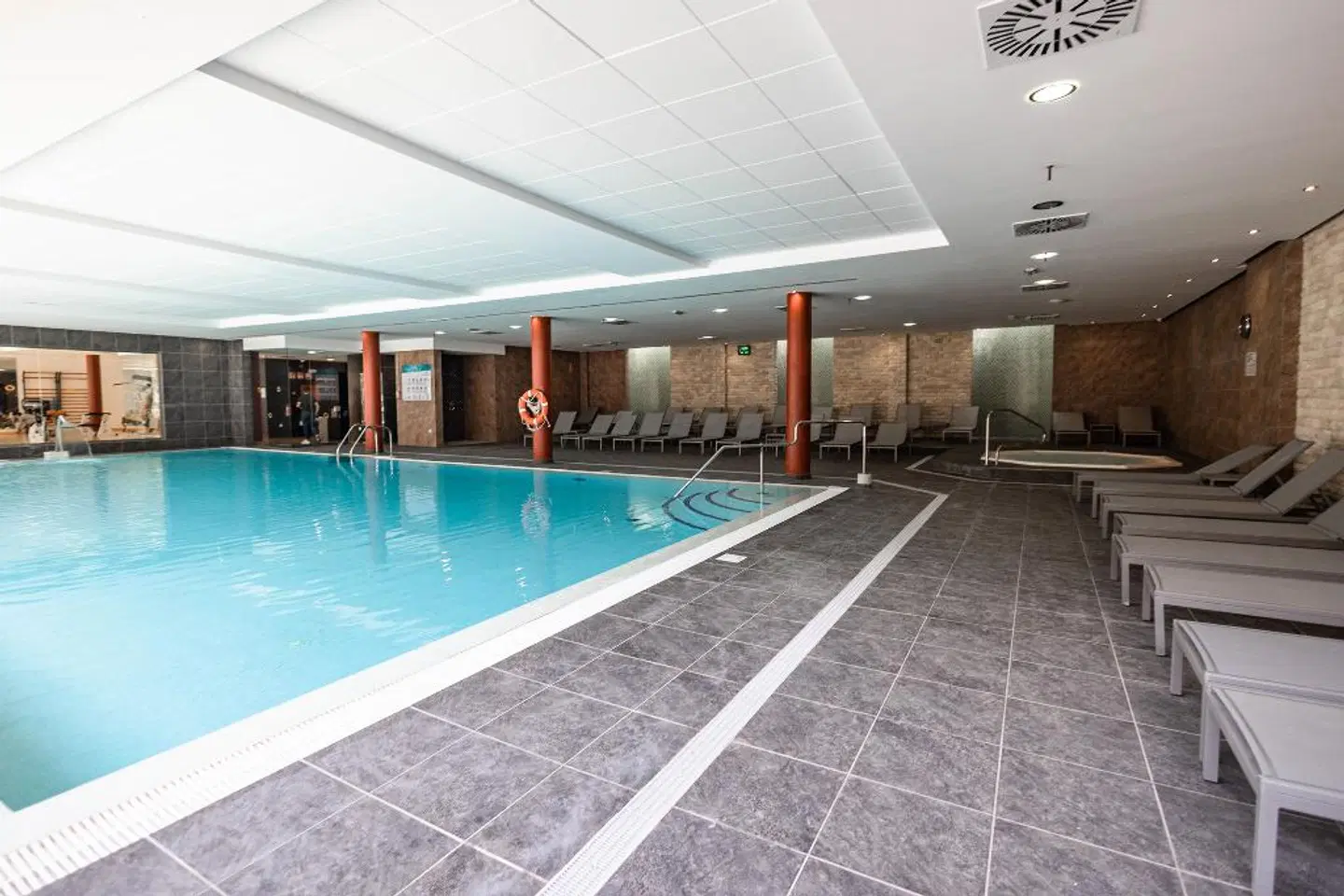Caybeach Sun Hallenbad