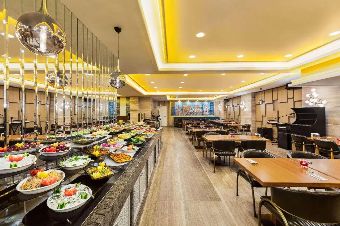 Ramada by Wyndham Istanbul Pera Restaurant