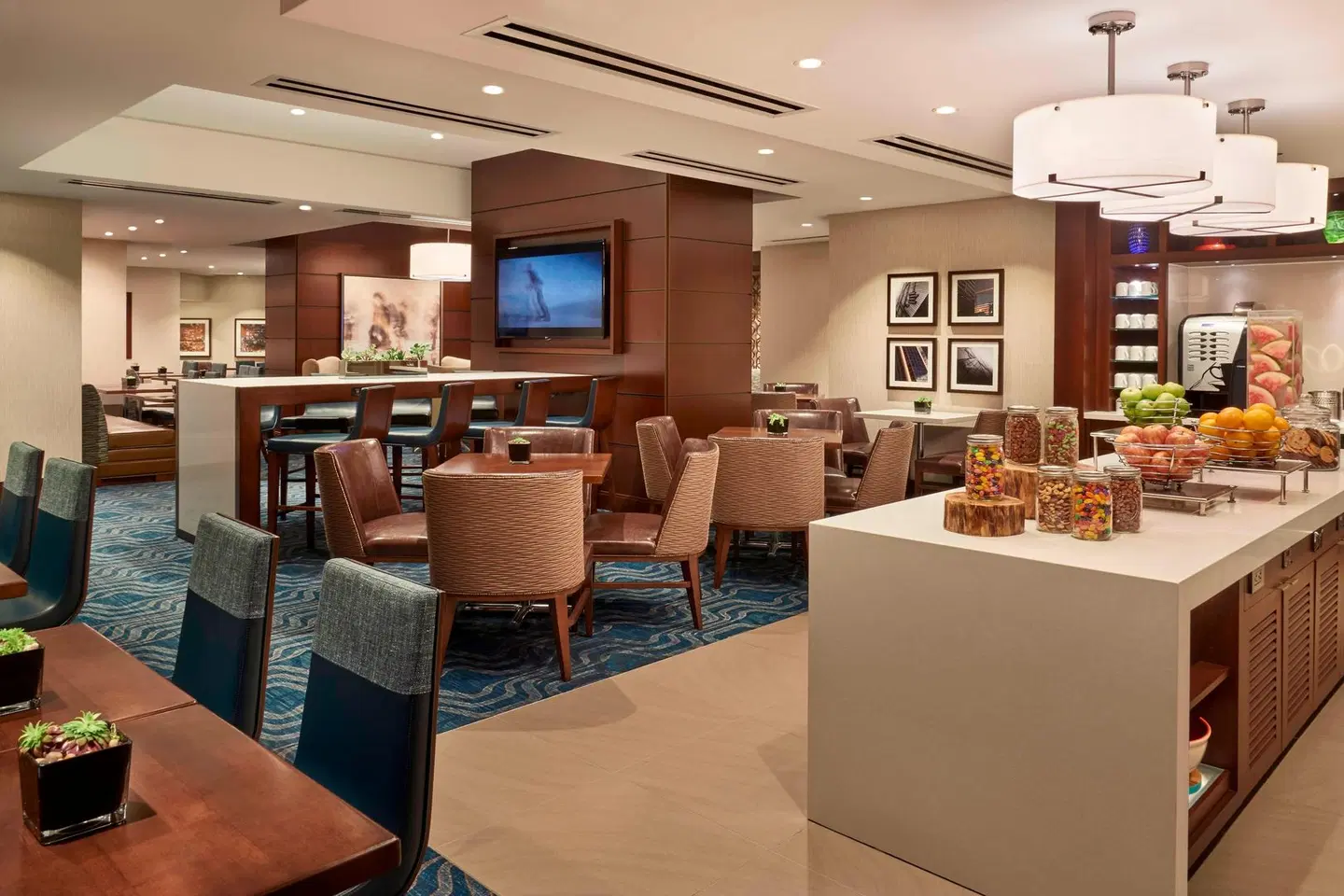 Marriott Downtown at CF Toronto Eaton Centre Restaurant