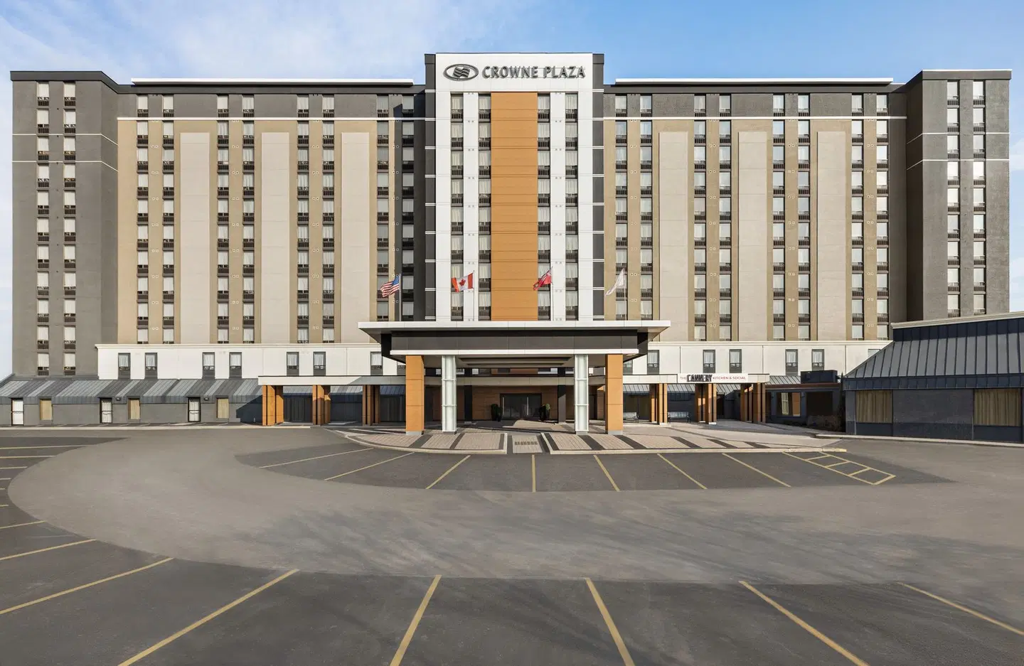 Crowne Plaza Toronto Airport by IHG EXTERIOR