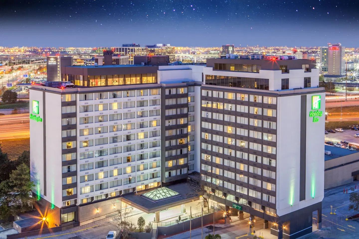 Holiday Inn Toronto International Airport by IHG EXTERIOR