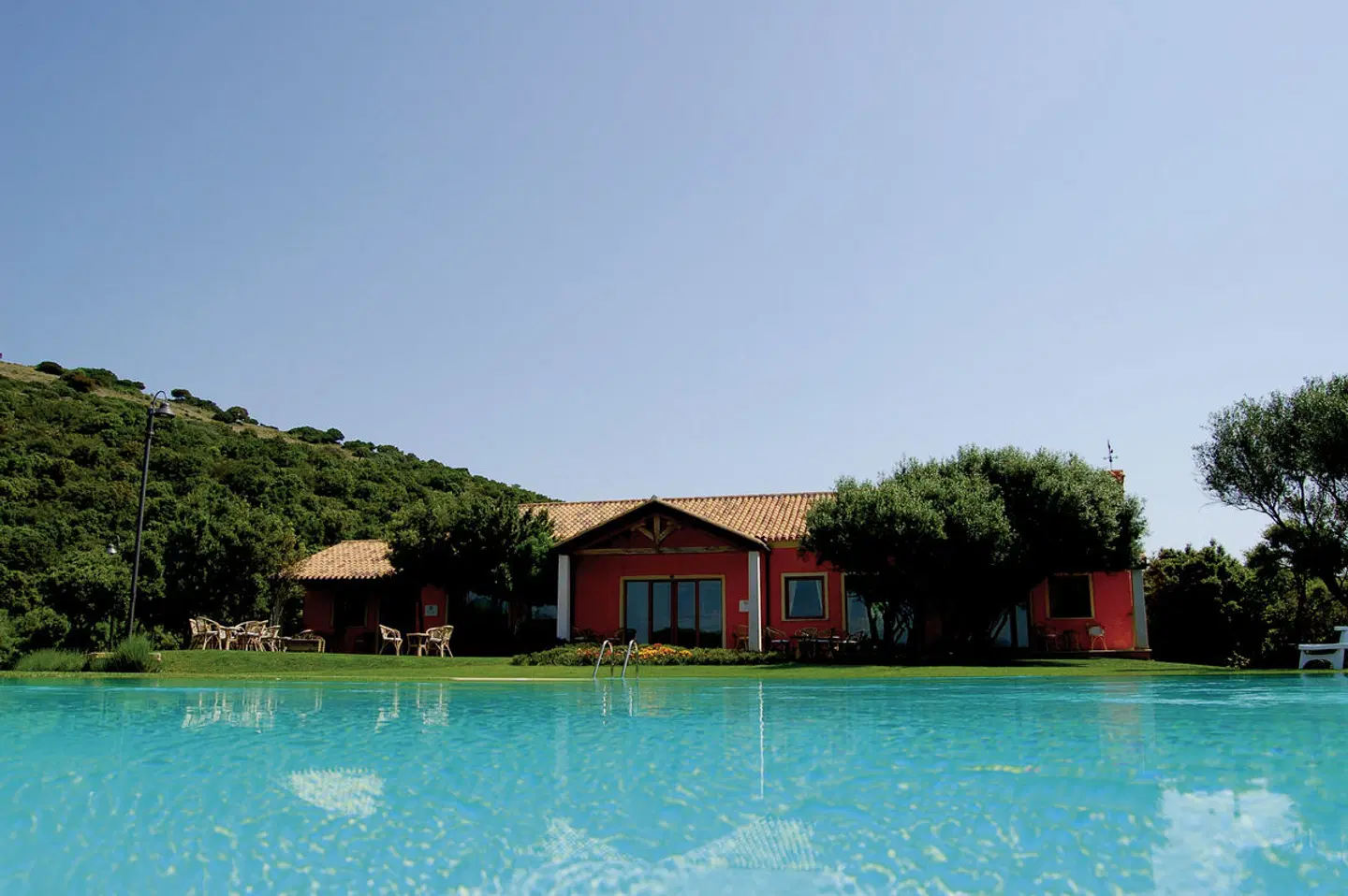Aldiola Country Resort OUTDOOR_POOL