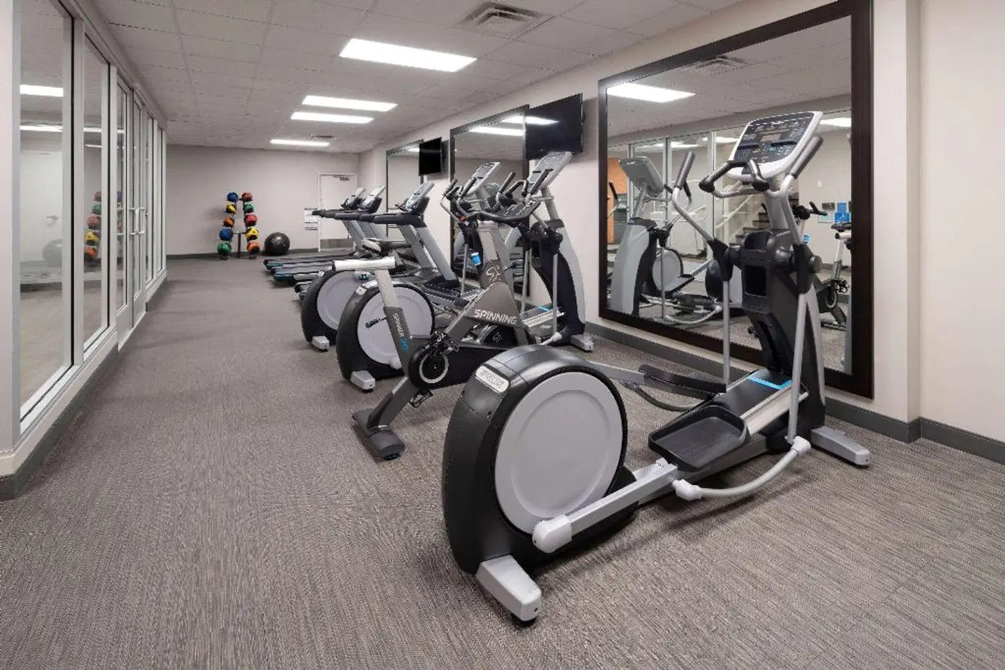 Hilton Garden Inn LAX Los Angeles Airport SPORTS_AND_LEISURE