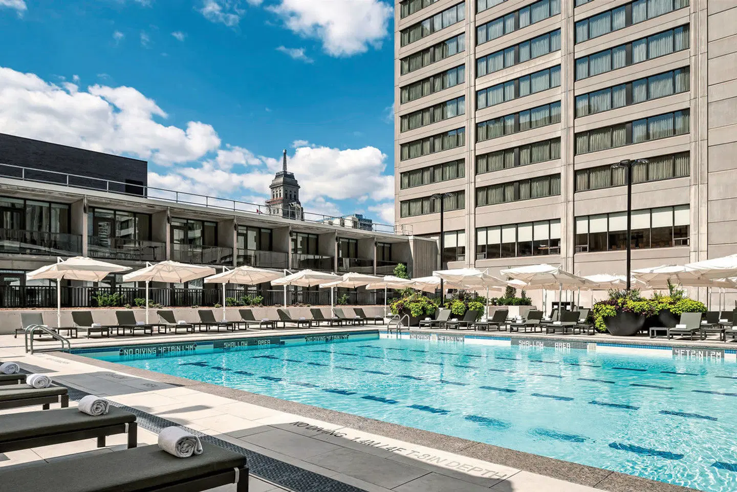 Sheraton Centre Hotel OUTDOOR_POOL