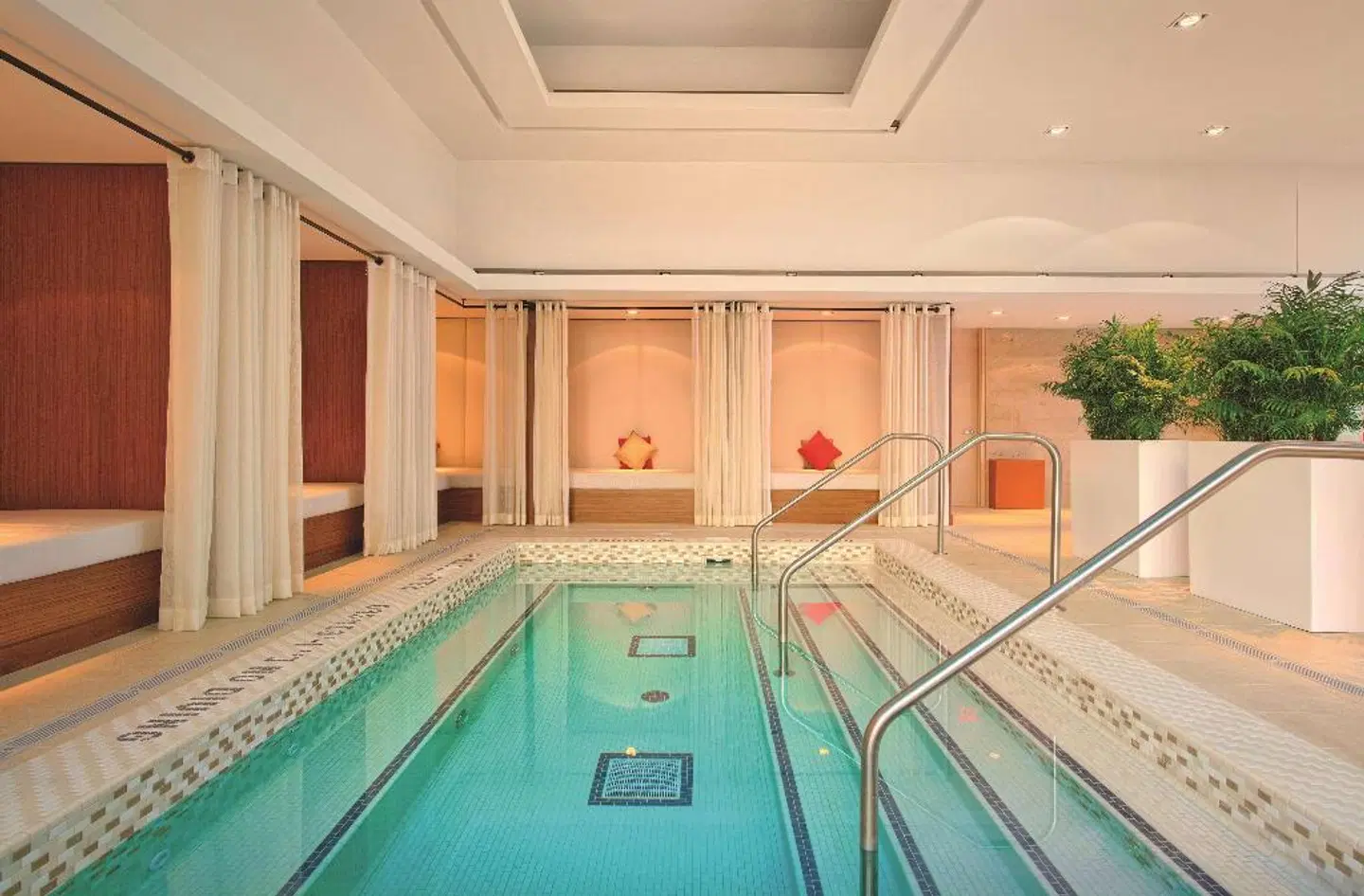 Shangri-La Hotel Toronto Hallenbad