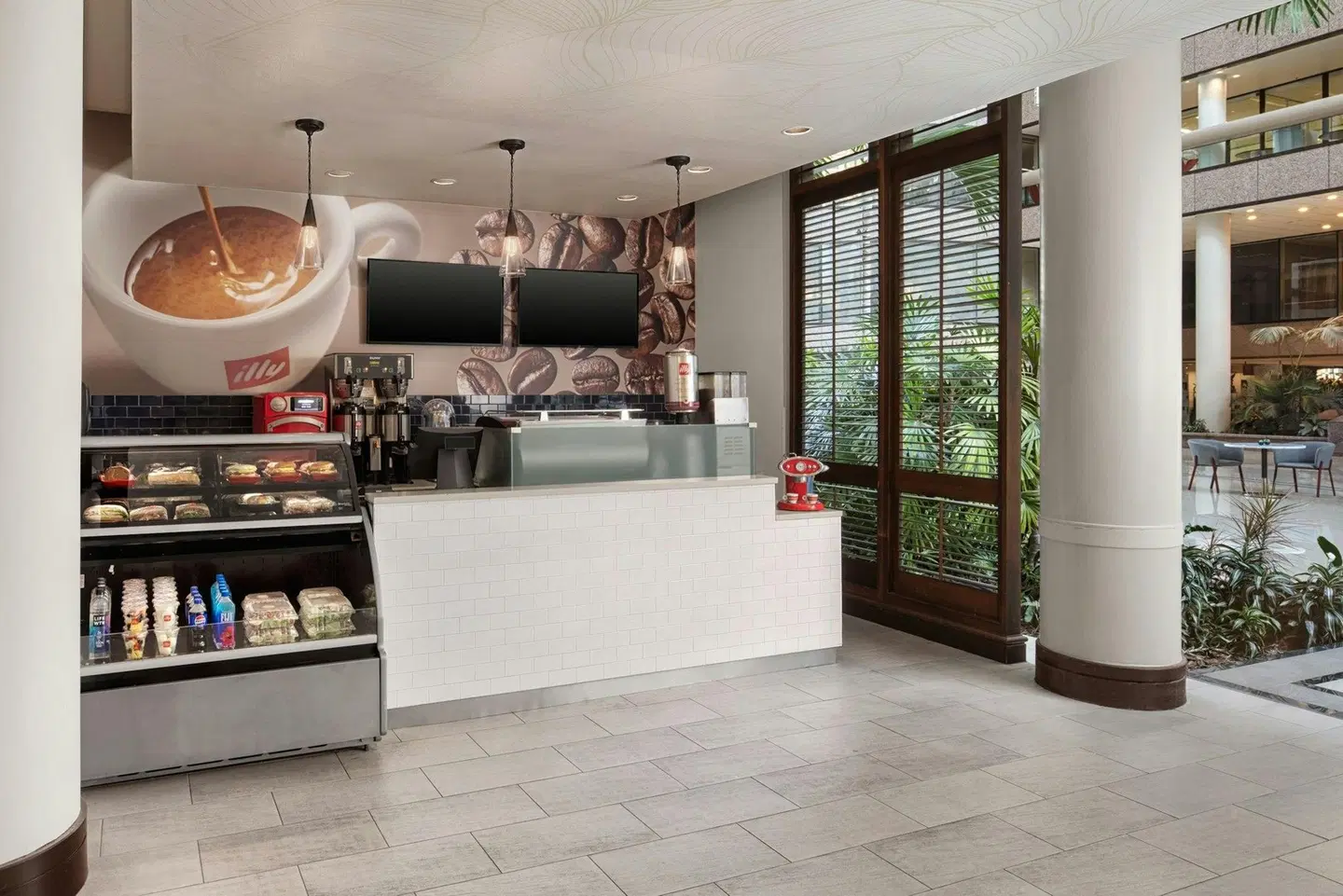 The Westshore Grand, A Tribute portfolio Hotel (ex InterContinental) LOUNGE_LOBBY