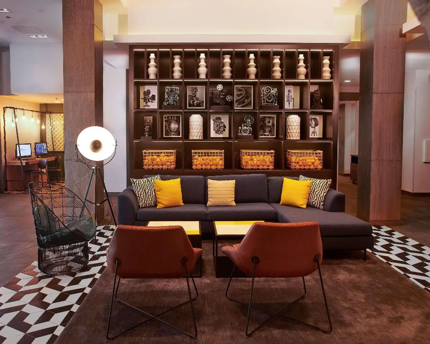 Hampton Inn & Suites Los Angeles/Sherman Oaks LOUNGE_LOBBY