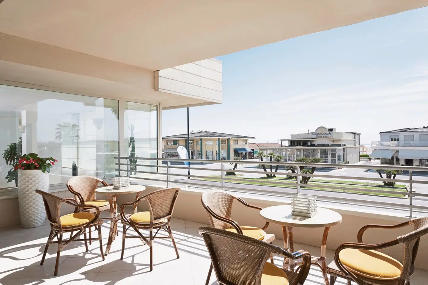 Astor Terrasse