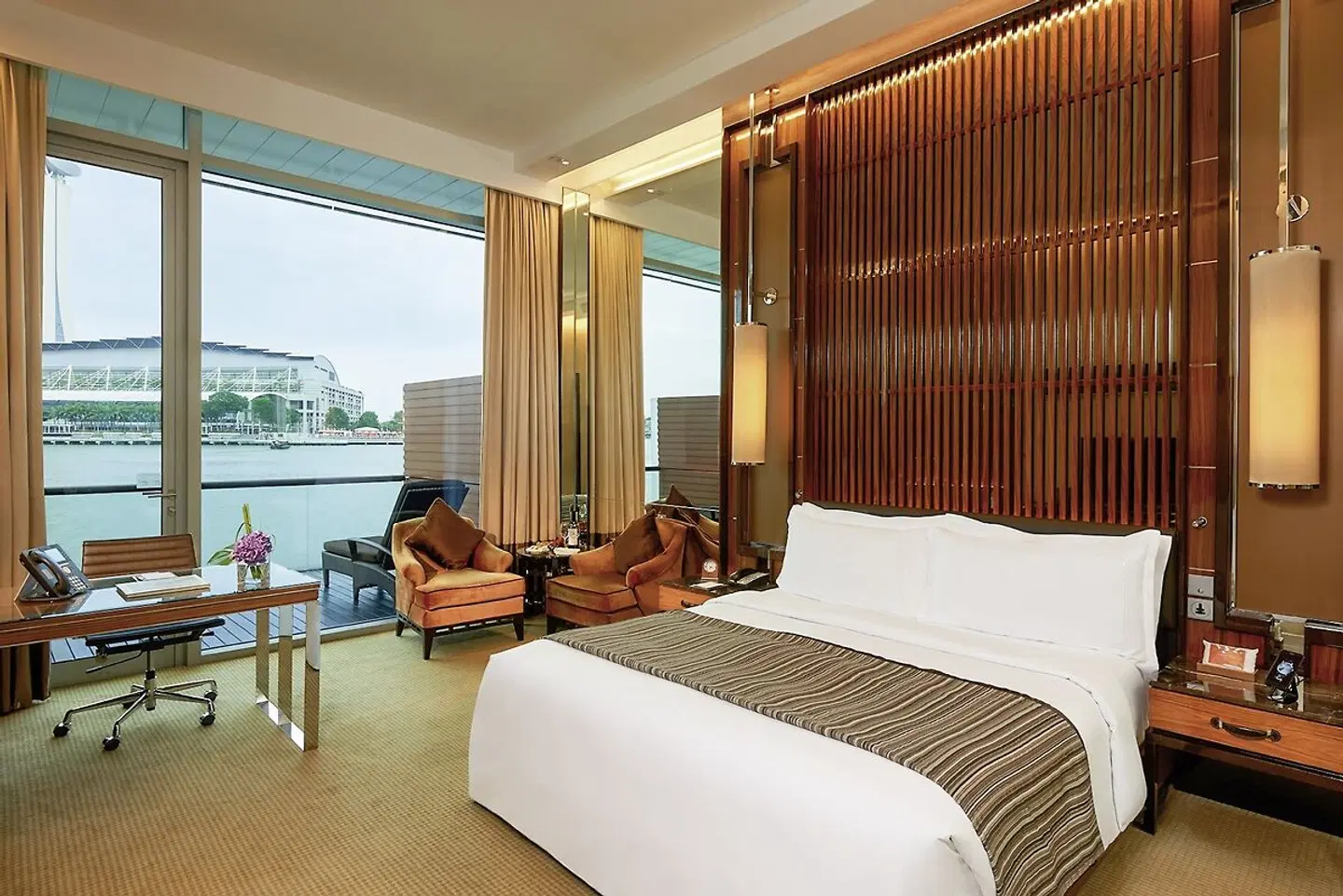 The Fullerton Bay Hotel ROOM_EXAMPLE