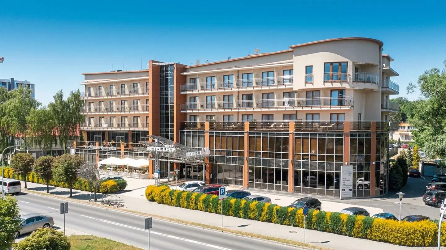 Leda Spa EXTERIOR