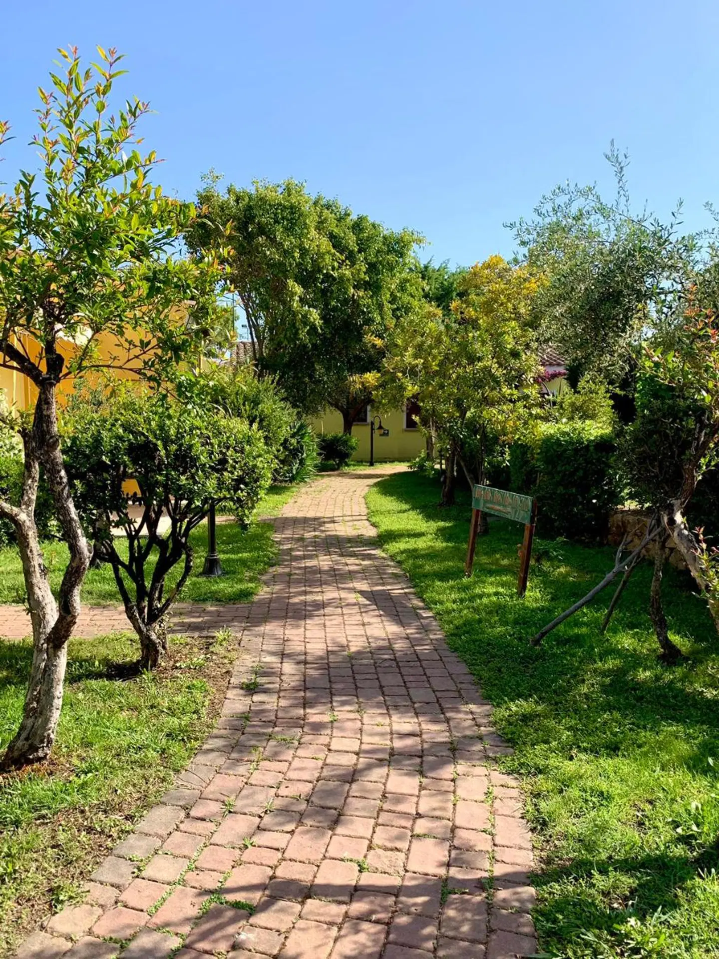 Cala Mirto Garten
