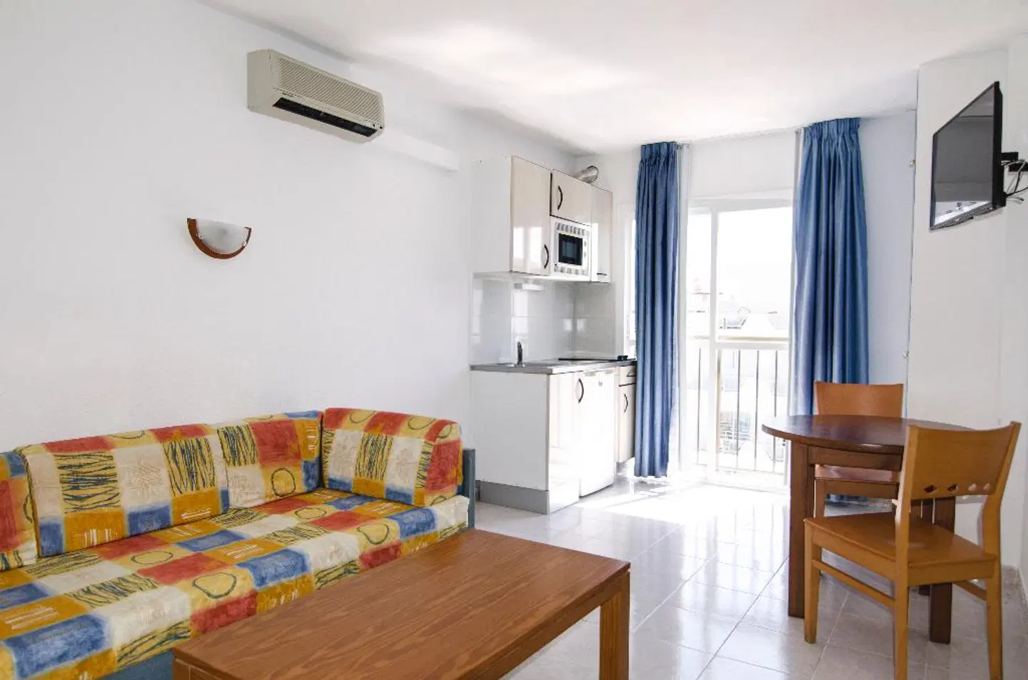 Vibra Calima ROOM_EXAMPLE