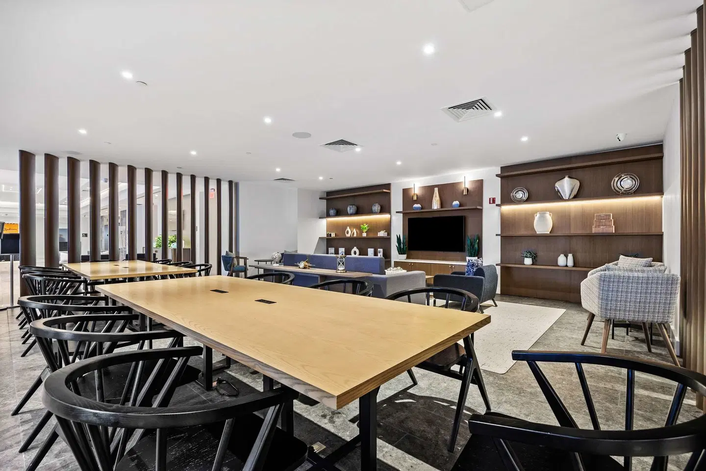 DoubleTree by Hilton New York JFK Airport SPORTS_AND_LEISURE