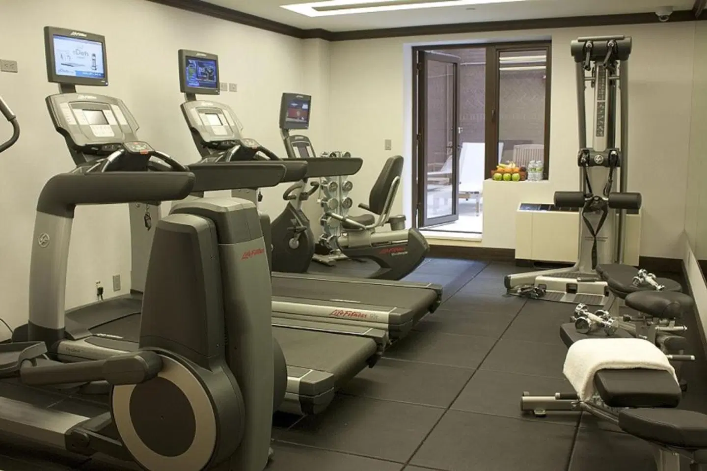 The Pearl New York SPORTS_AND_LEISURE