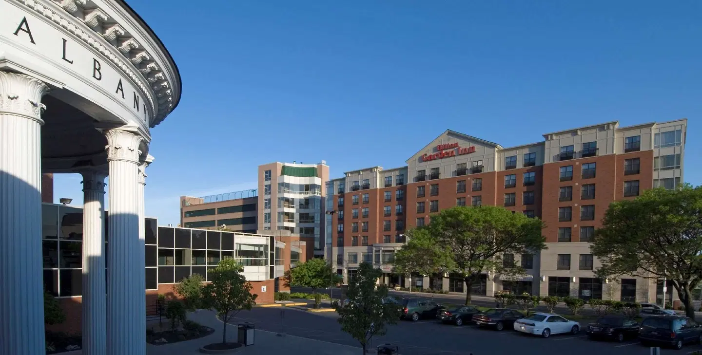 Hilton Garden Inn Albany Medical Center EXTERIOR