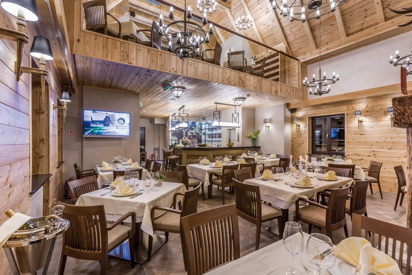 Fenomen Plitvice Restaurant