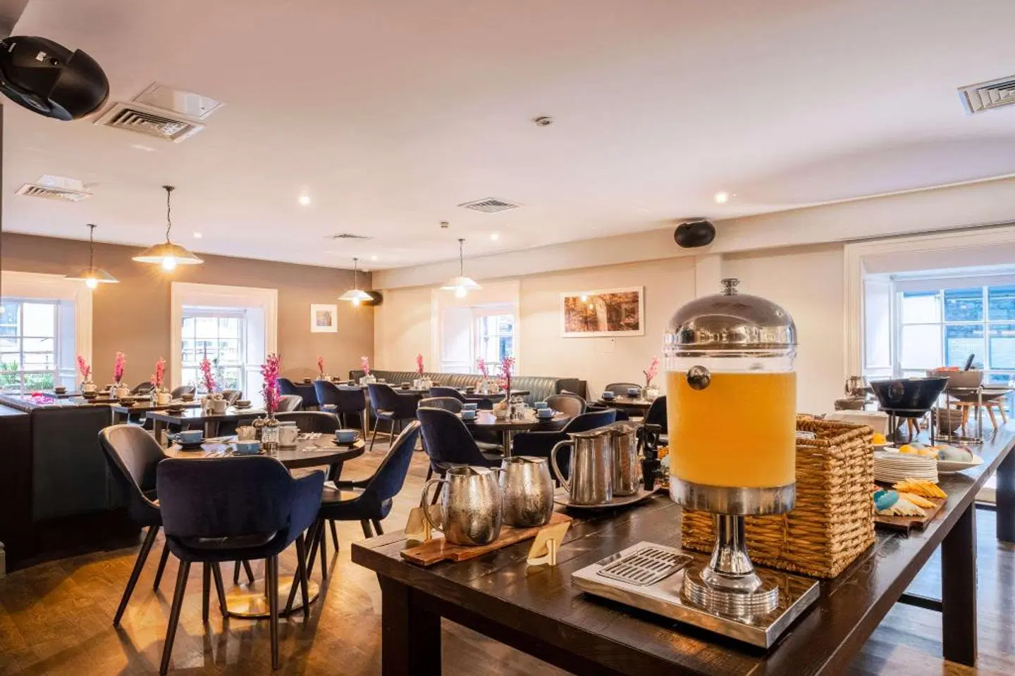 The House Hotel Restaurant