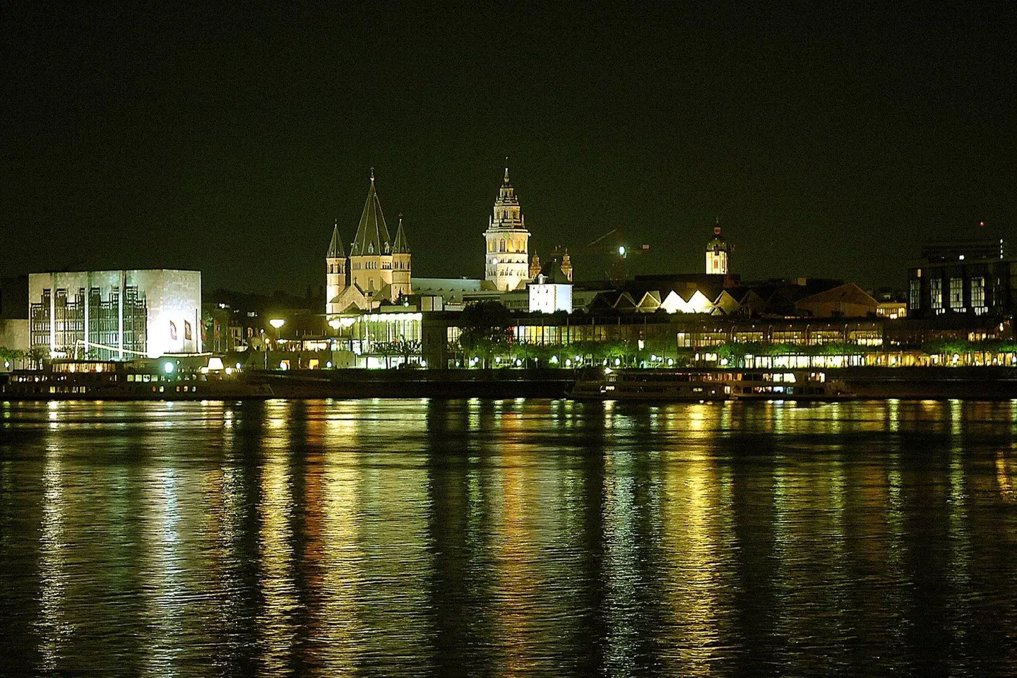 AC Hotel by Marriott Mainz EXTERIOR