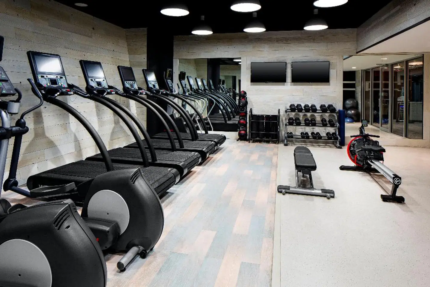 Crowne Plaza HY36 Midtown Manhattan by IHG SPORTS_AND_LEISURE