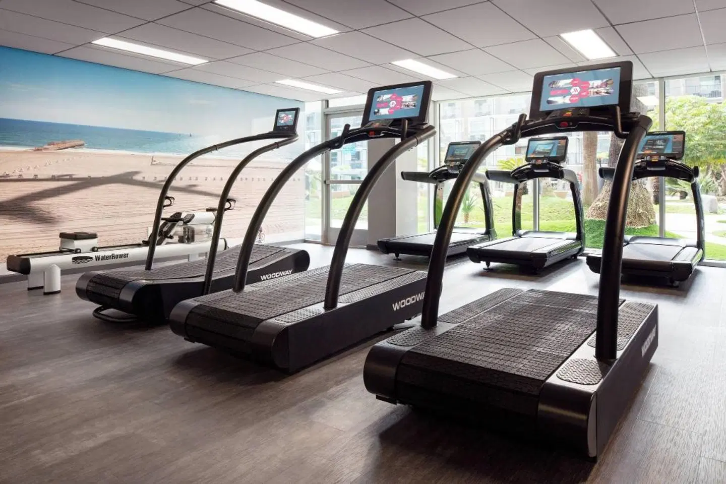 Los Angeles Airport Marriott SPORTS_AND_LEISURE