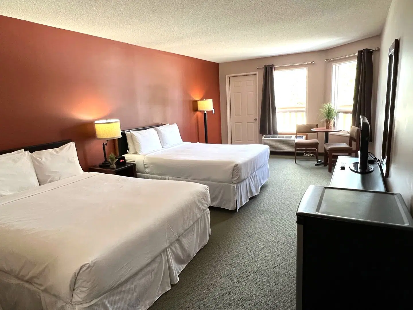 Hawood Inn ROOM_EXAMPLE