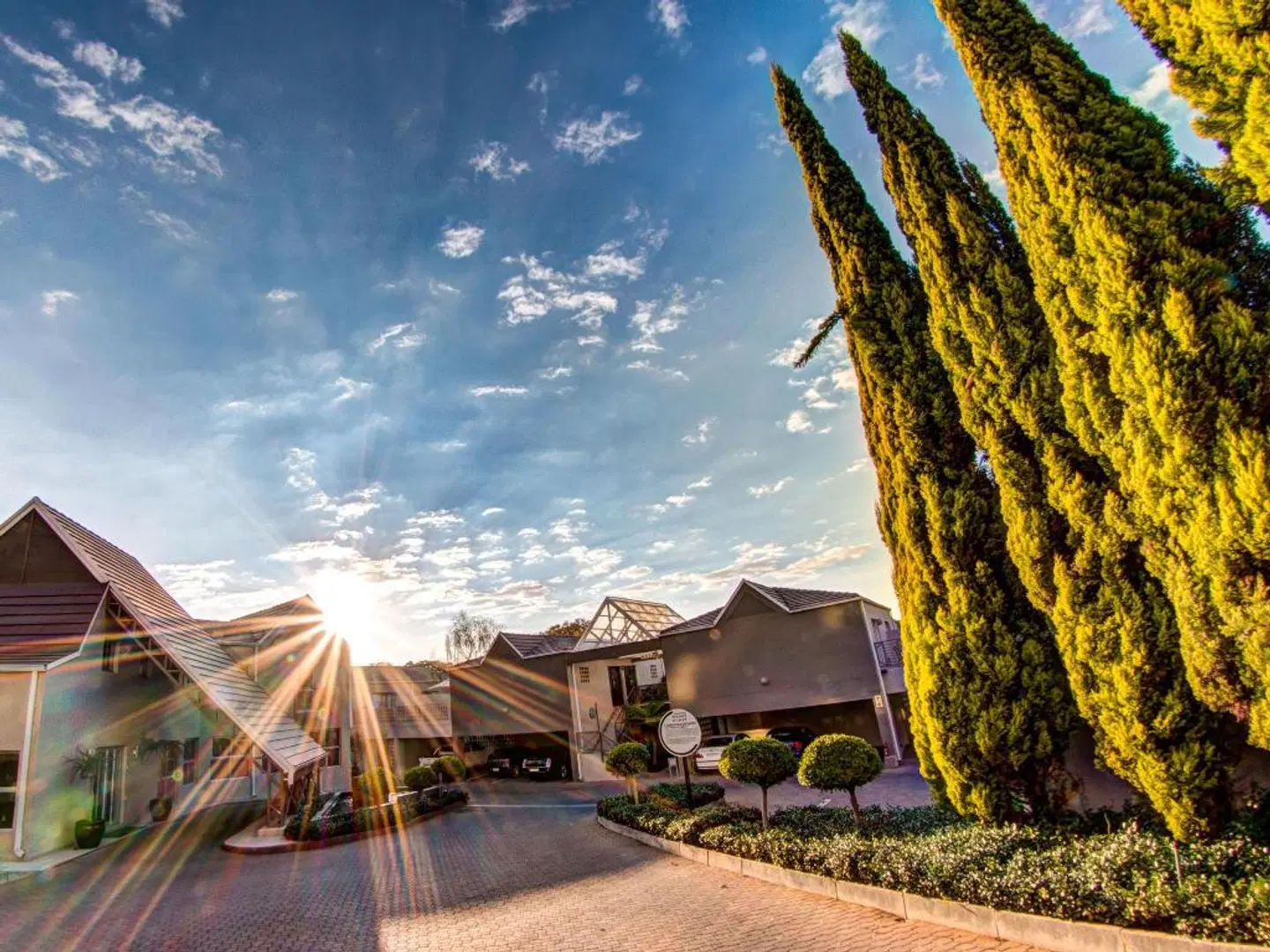 Courtyard Sandton Strand